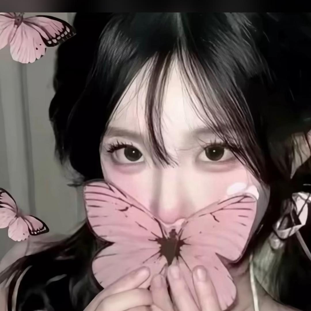 鑫鑫是个小吃货
