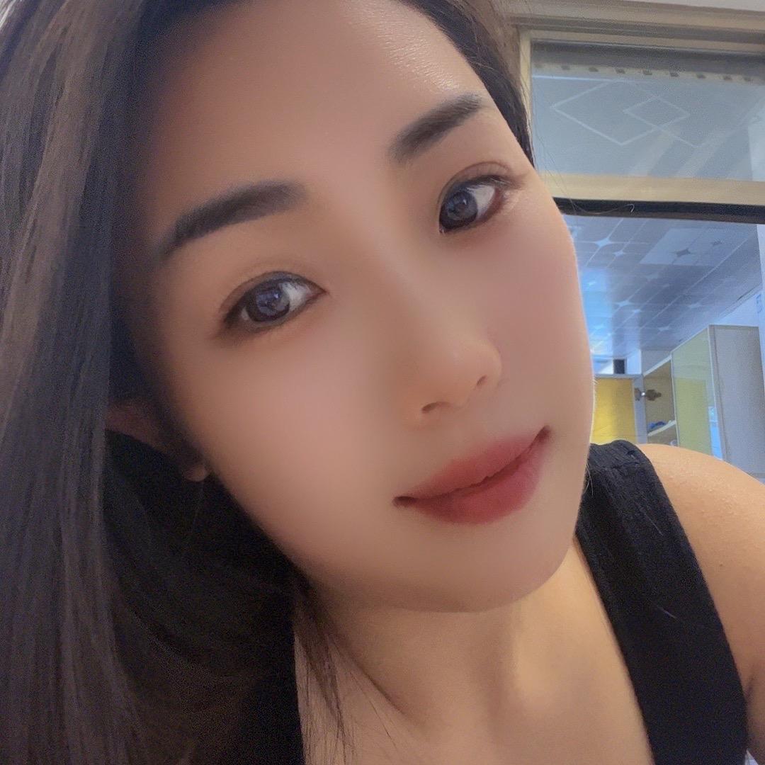 @爱笑的芳妹子
