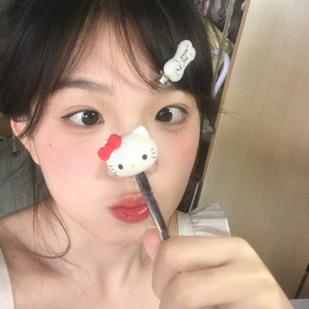 小赵今天很开心