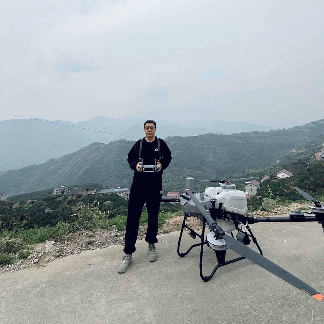 皮锤农业服务队