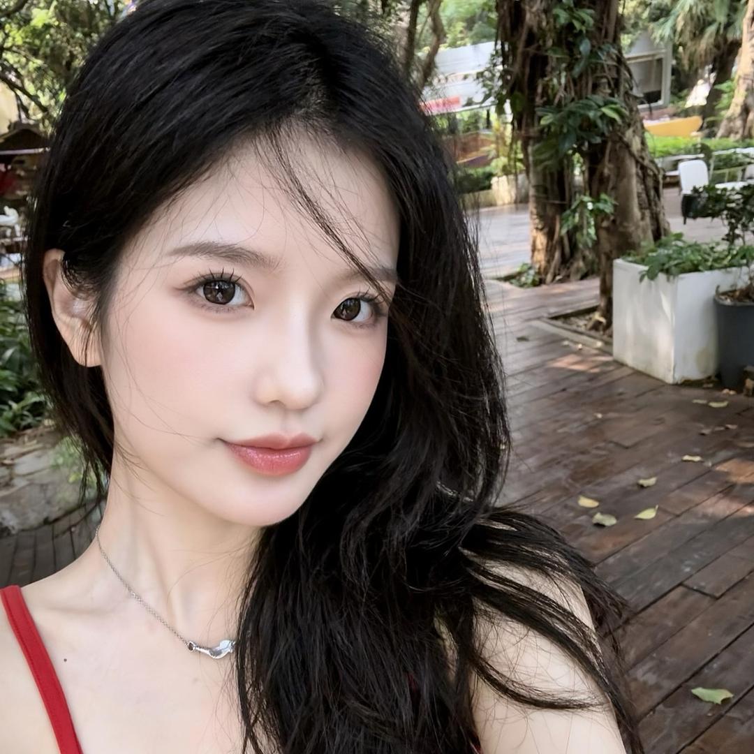 小树。