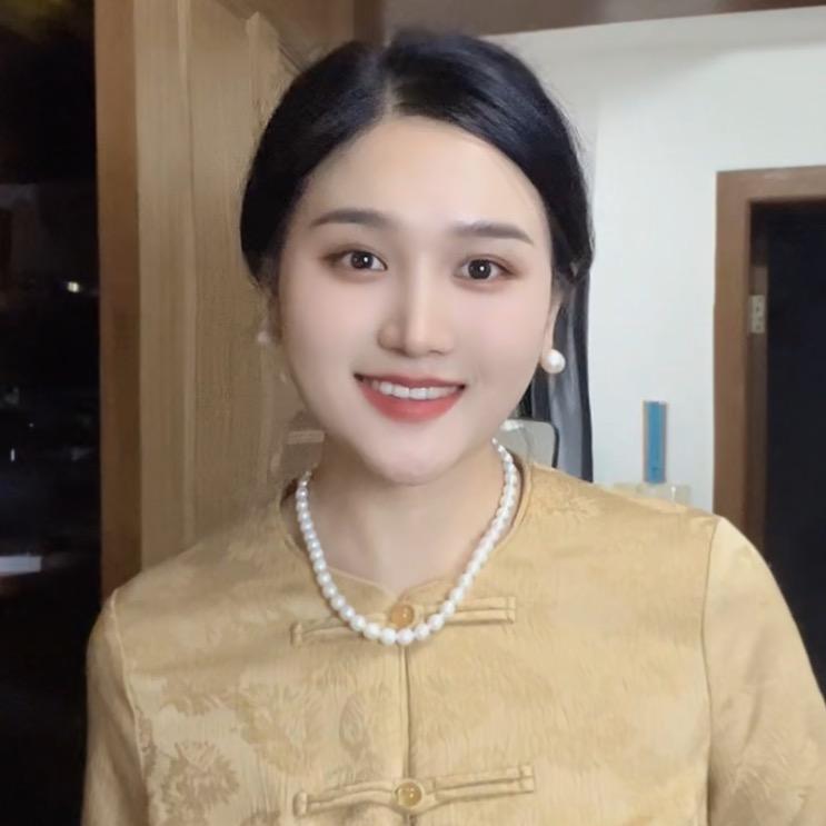 秋满月服饰