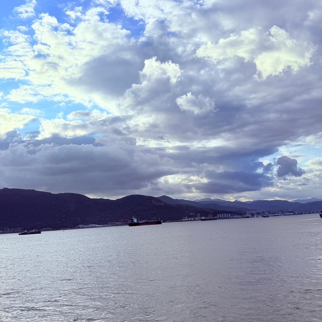时    间