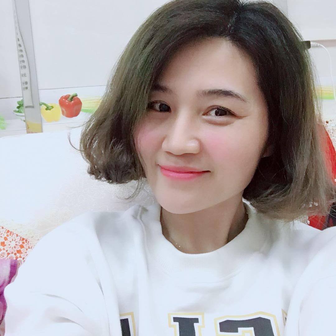 房鑫鑫羊毛大衣女装批发