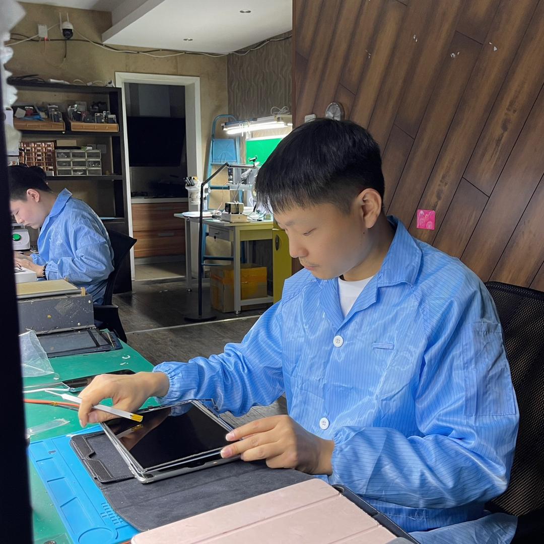 小李哥ipad平板维修（全国寄修）