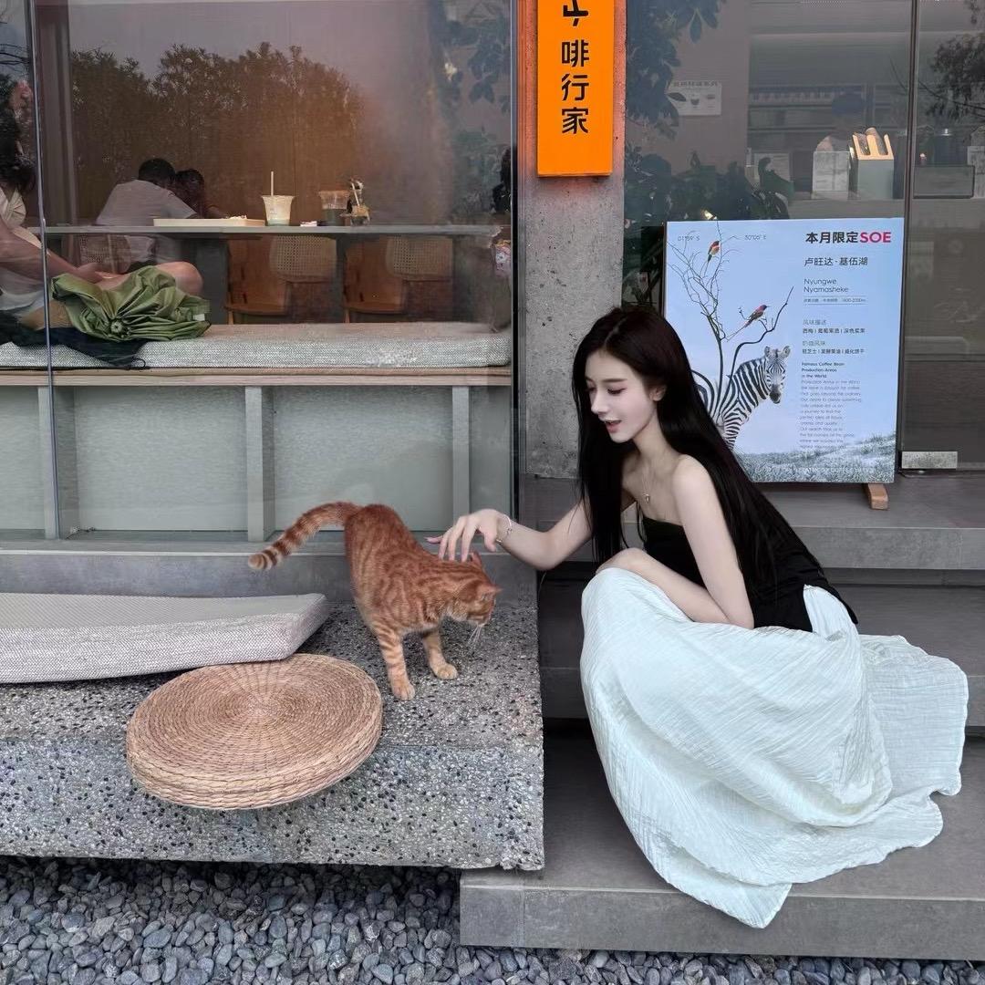 小哈哈🐰🐰