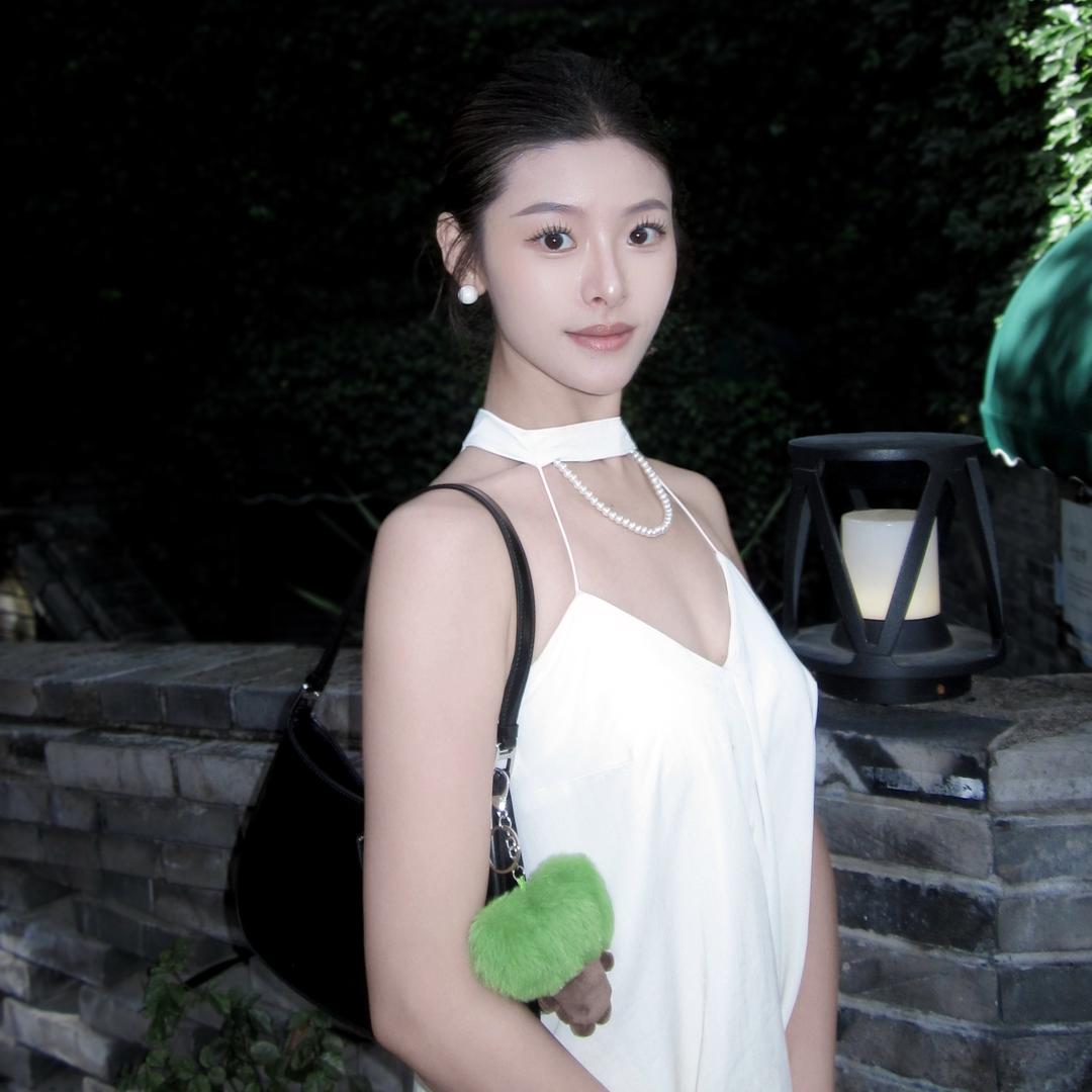 小美诗呀