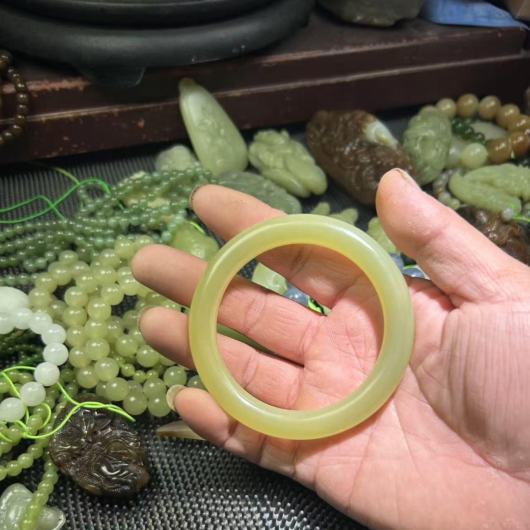 若羌云裳玉器