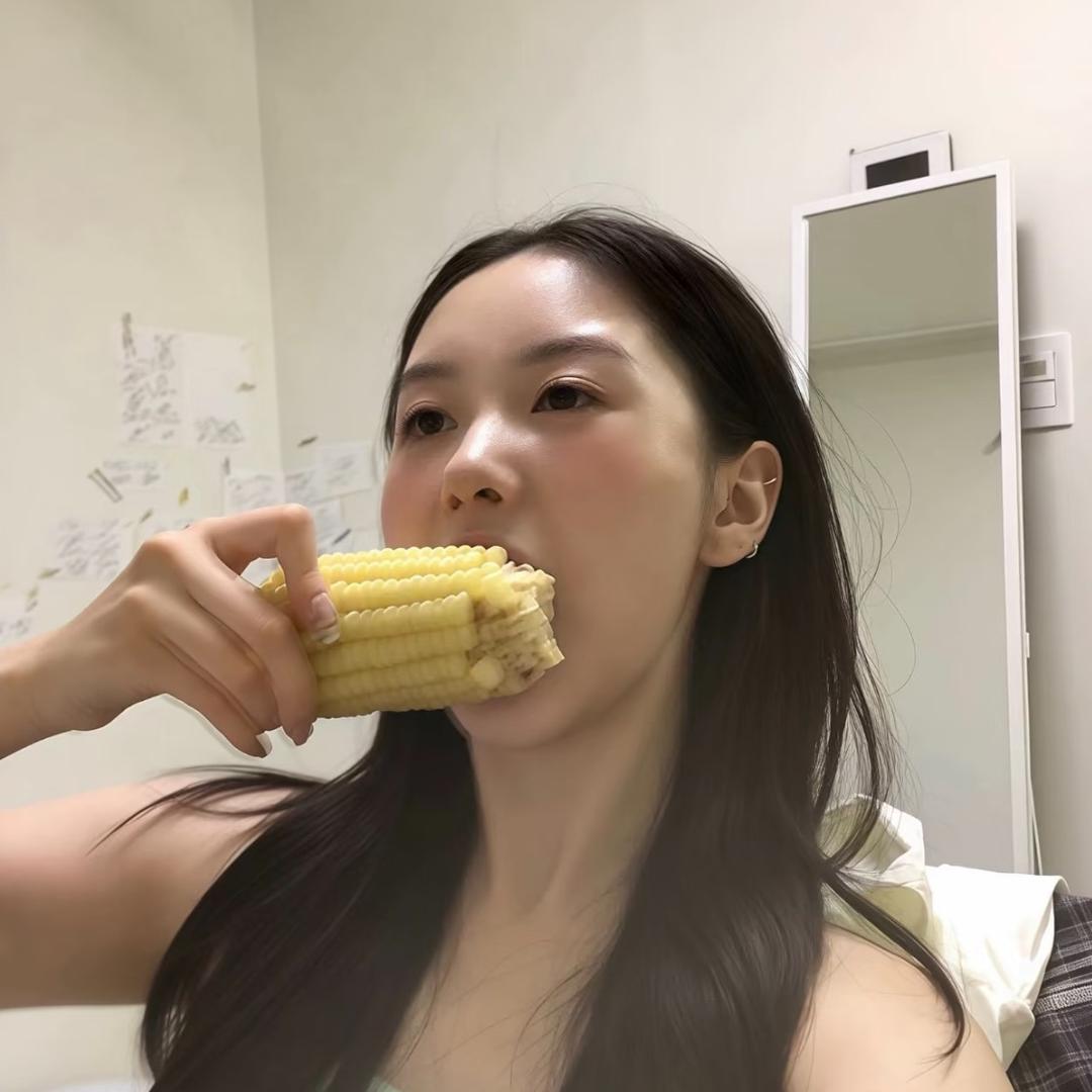 两颗西柚