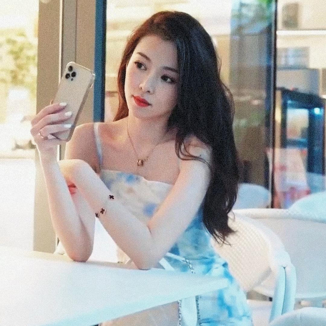 浅笑若曦（抖斗）