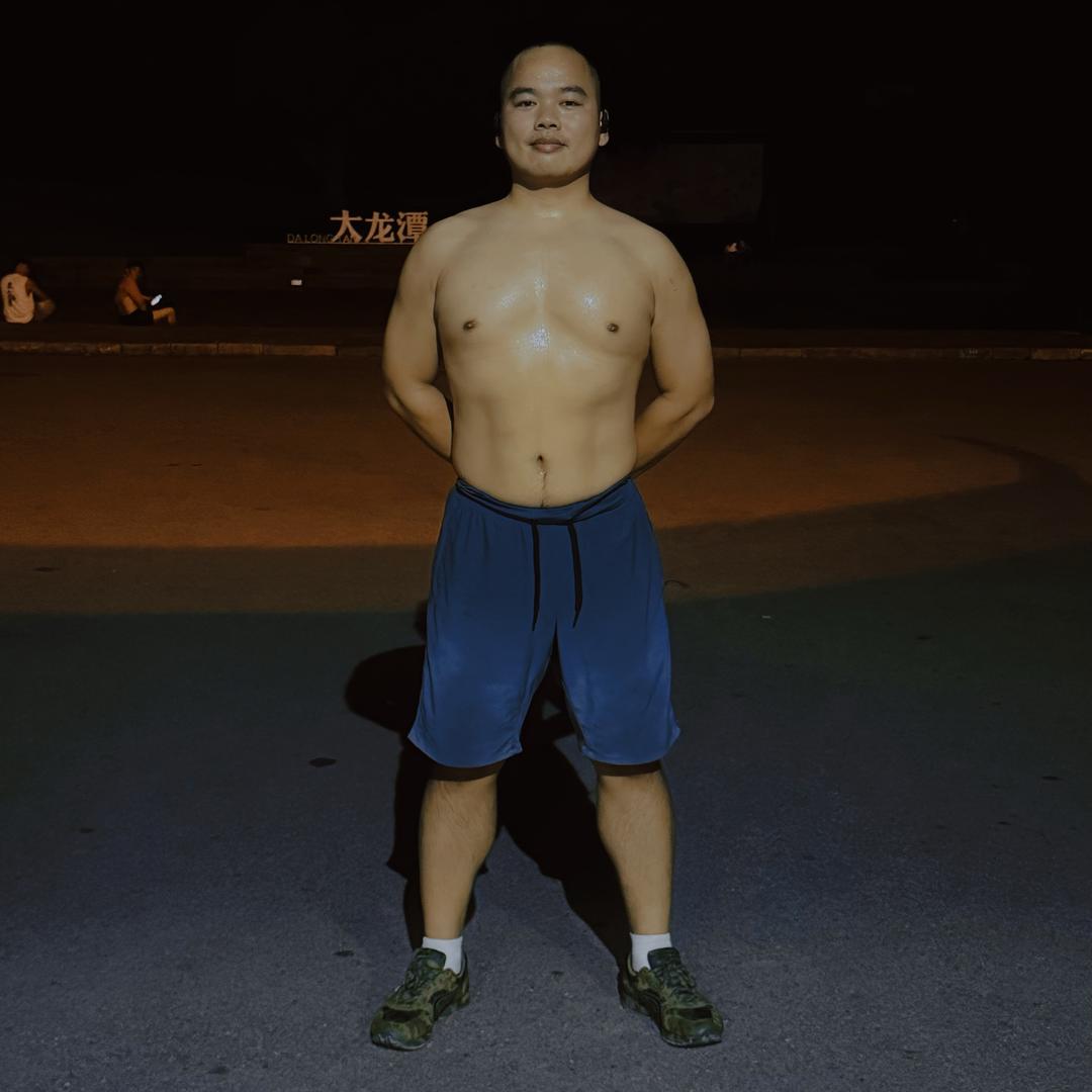 磨滩撸铁阿财哥