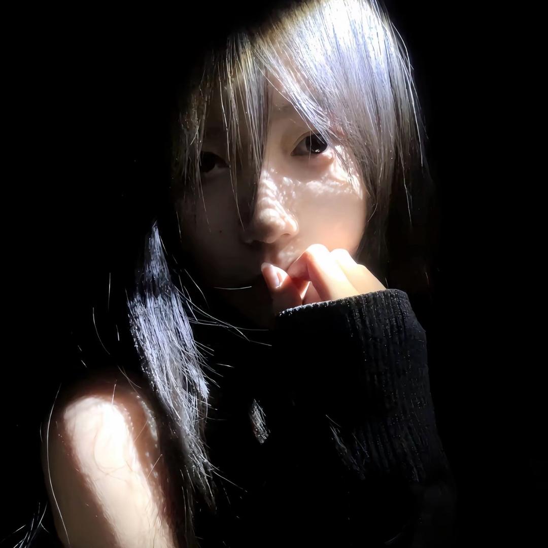 甜甜的草莓熊🥰