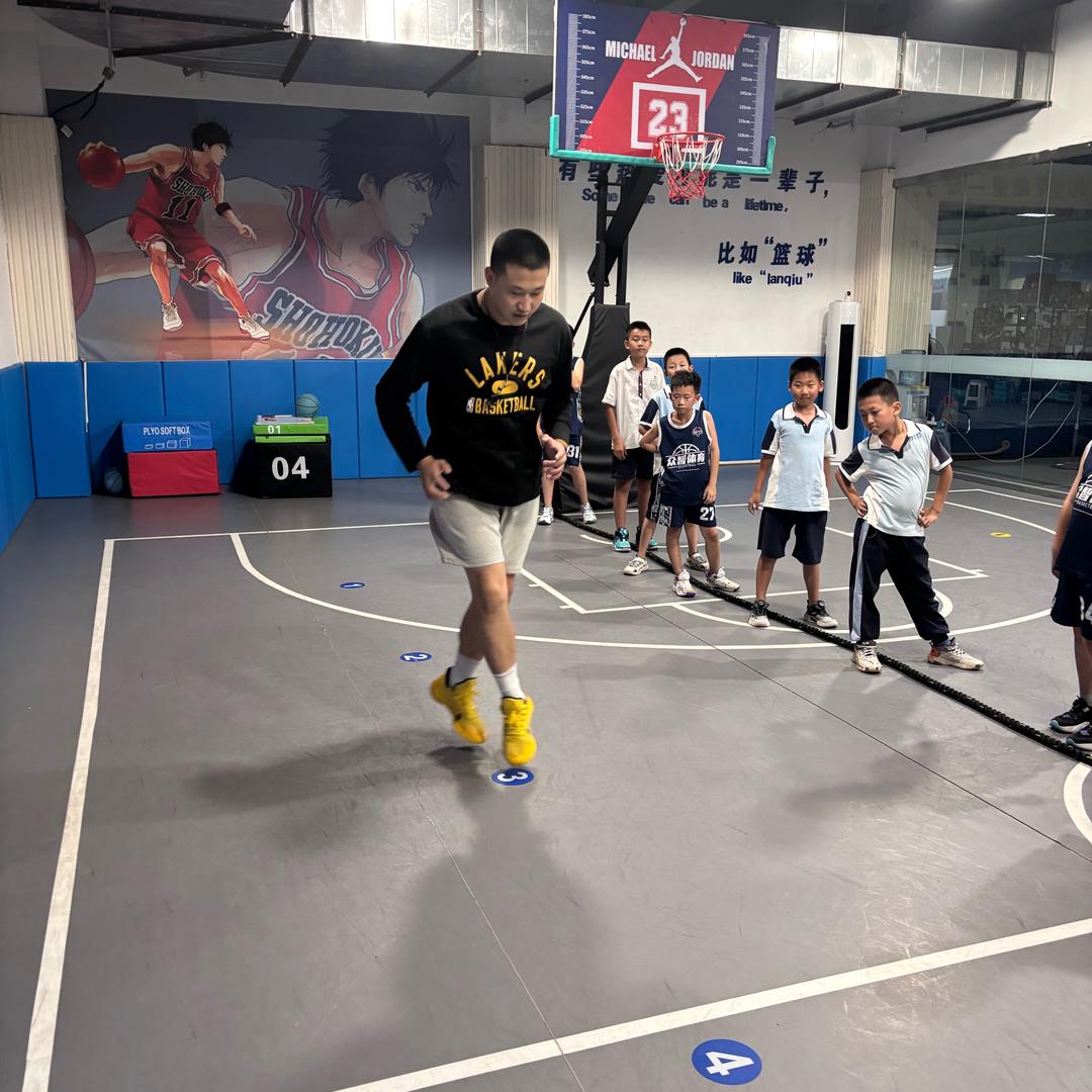 众智体育孙教练