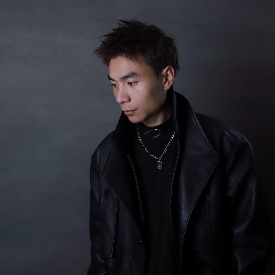 丽江头等仓刘斌