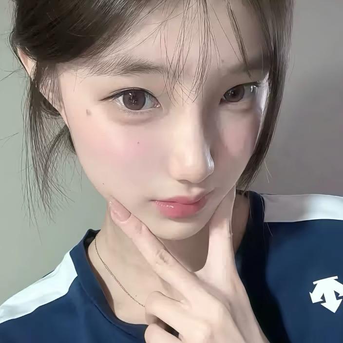 草莓熊^o^