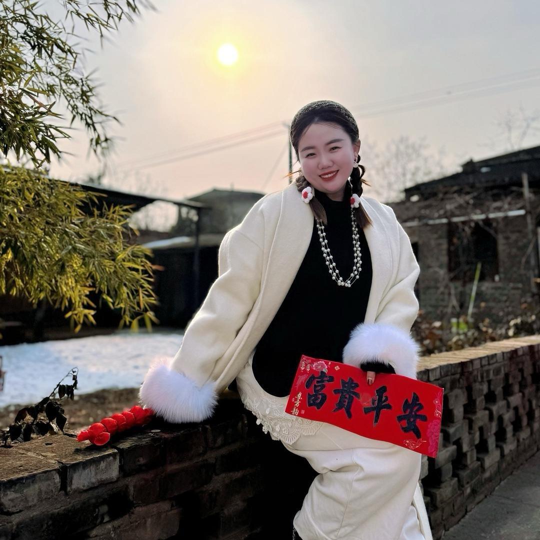 耿小姐【运营/探店/直播】