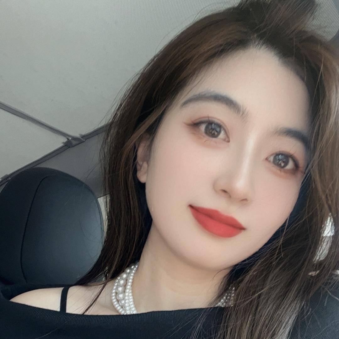 小何吖⛅️