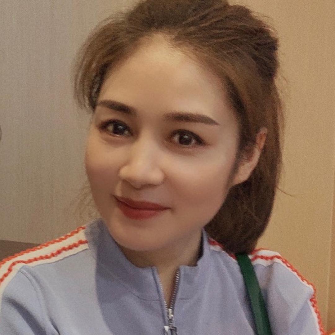 英子（主任）yingzi45571