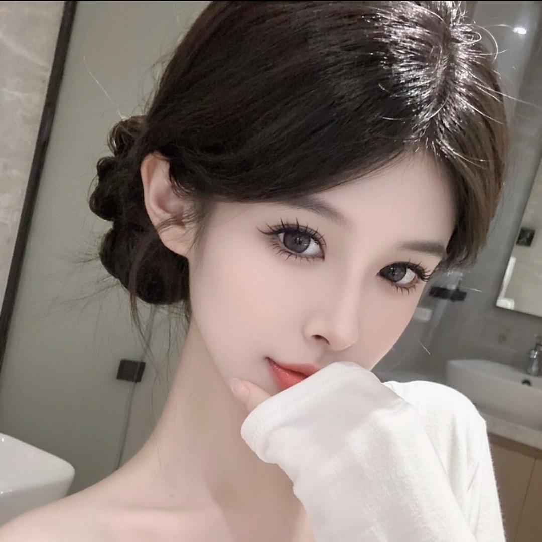 小小奈子。