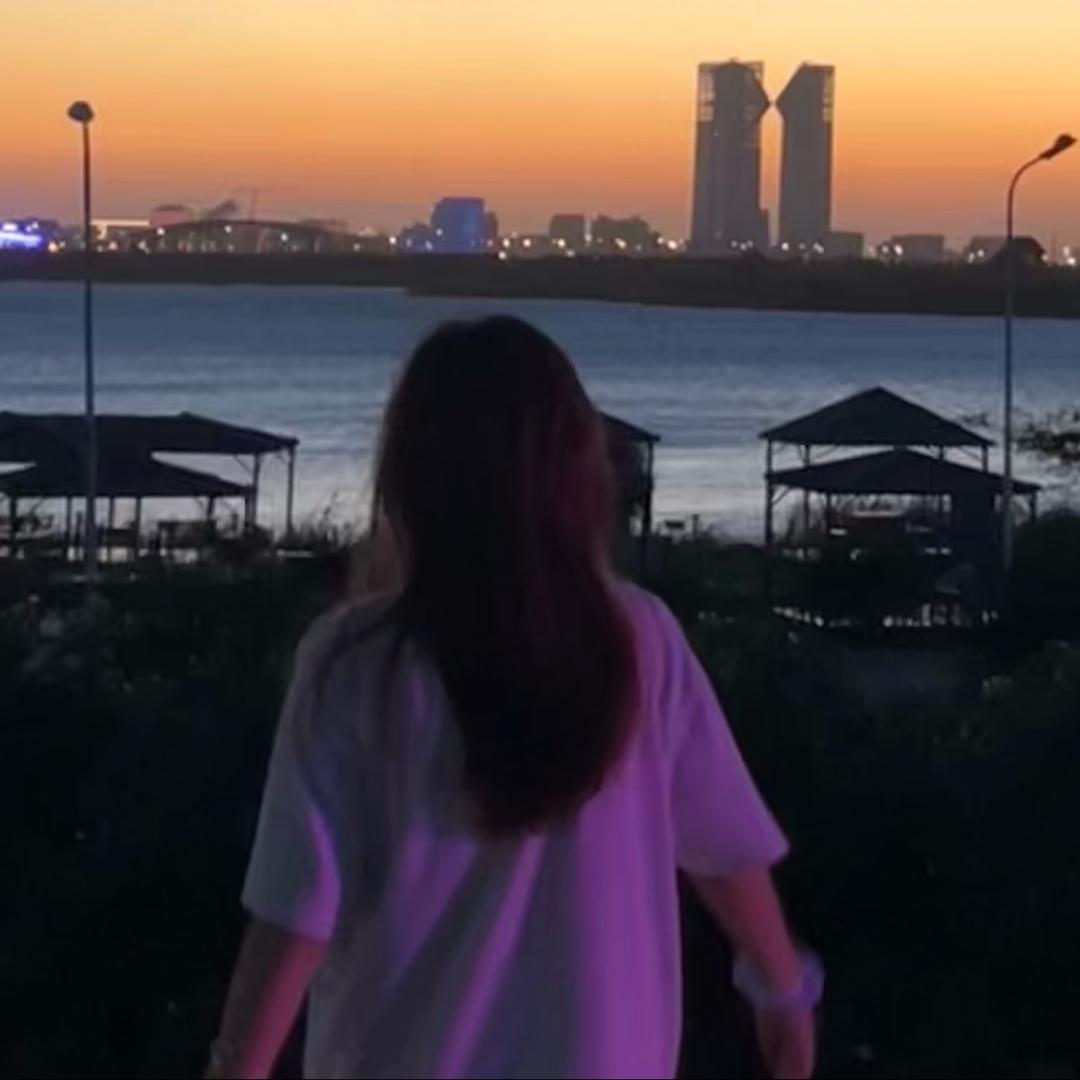 芥末夹心小面包
