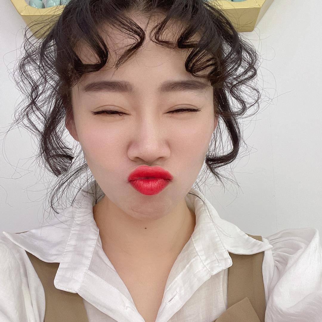 @渝百记牛肉面～唐婷