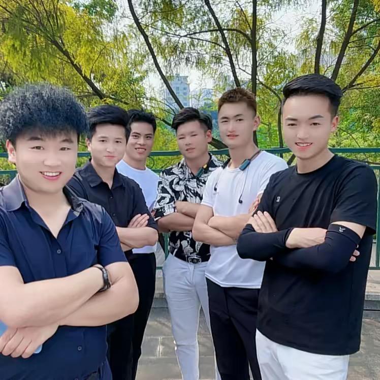 重庆幺儿队🇨🇳户外直播