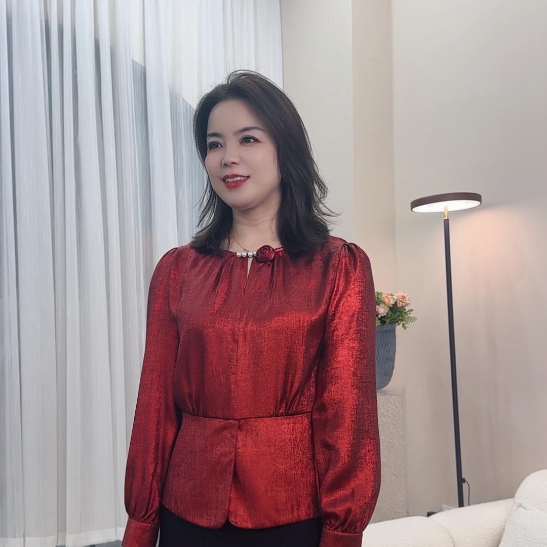 绮绮女装工厂店