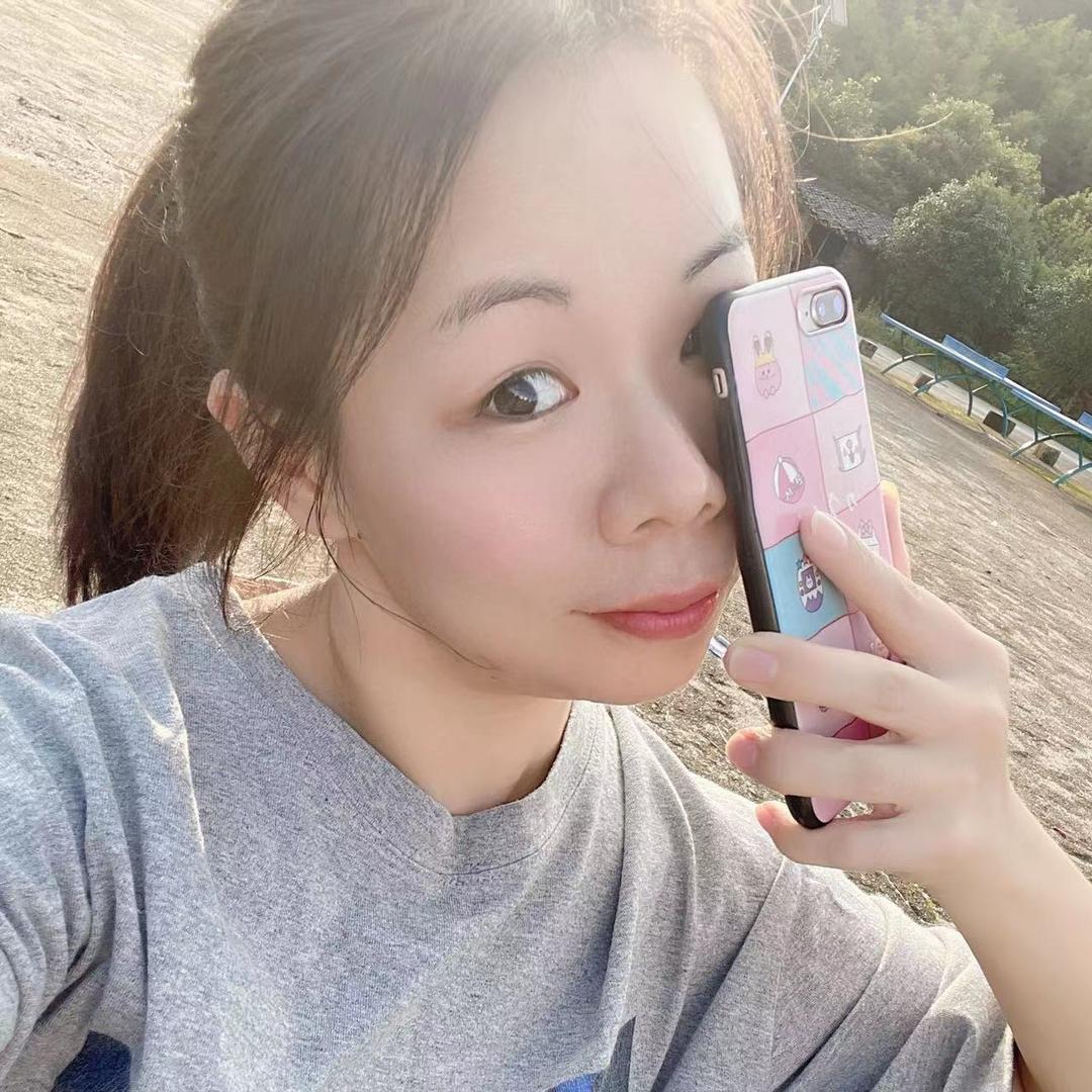 爱撸铁的🐟姐姐