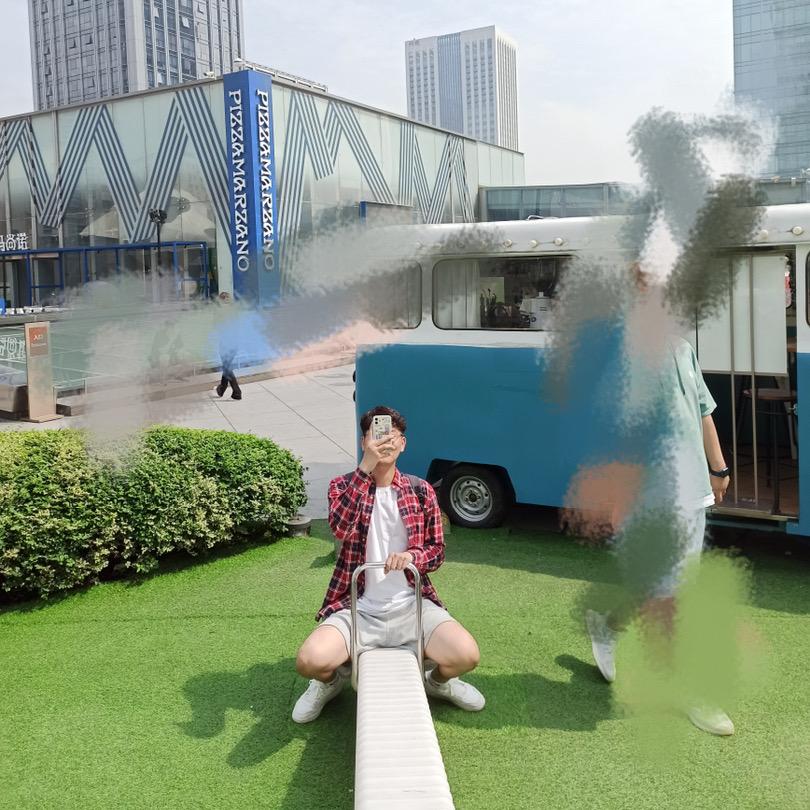 鹏鹏鹏鹏啊