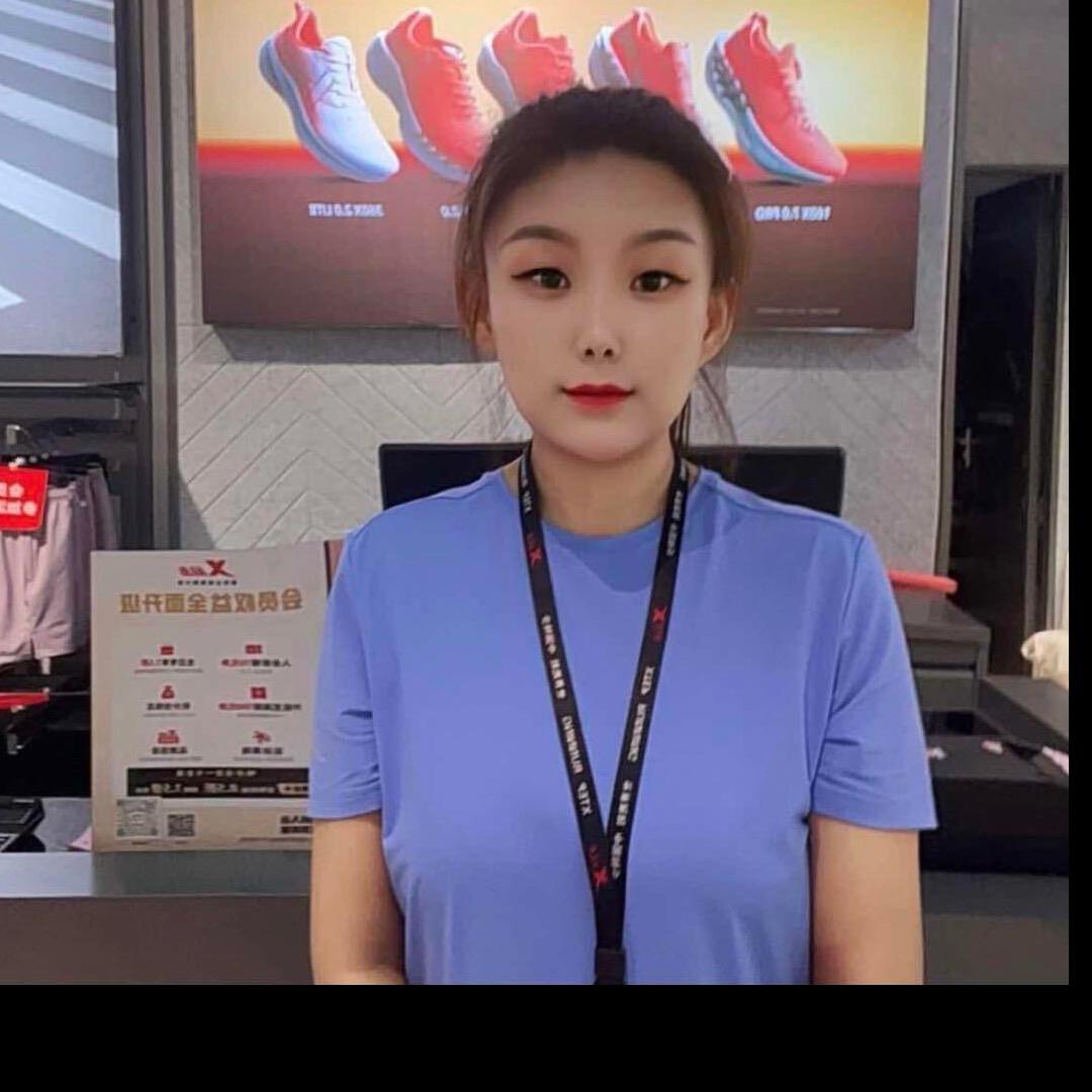 承德特步店长小付