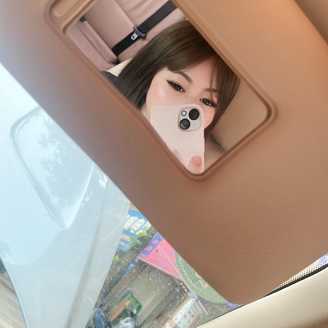 淡笑丶这殇情灬