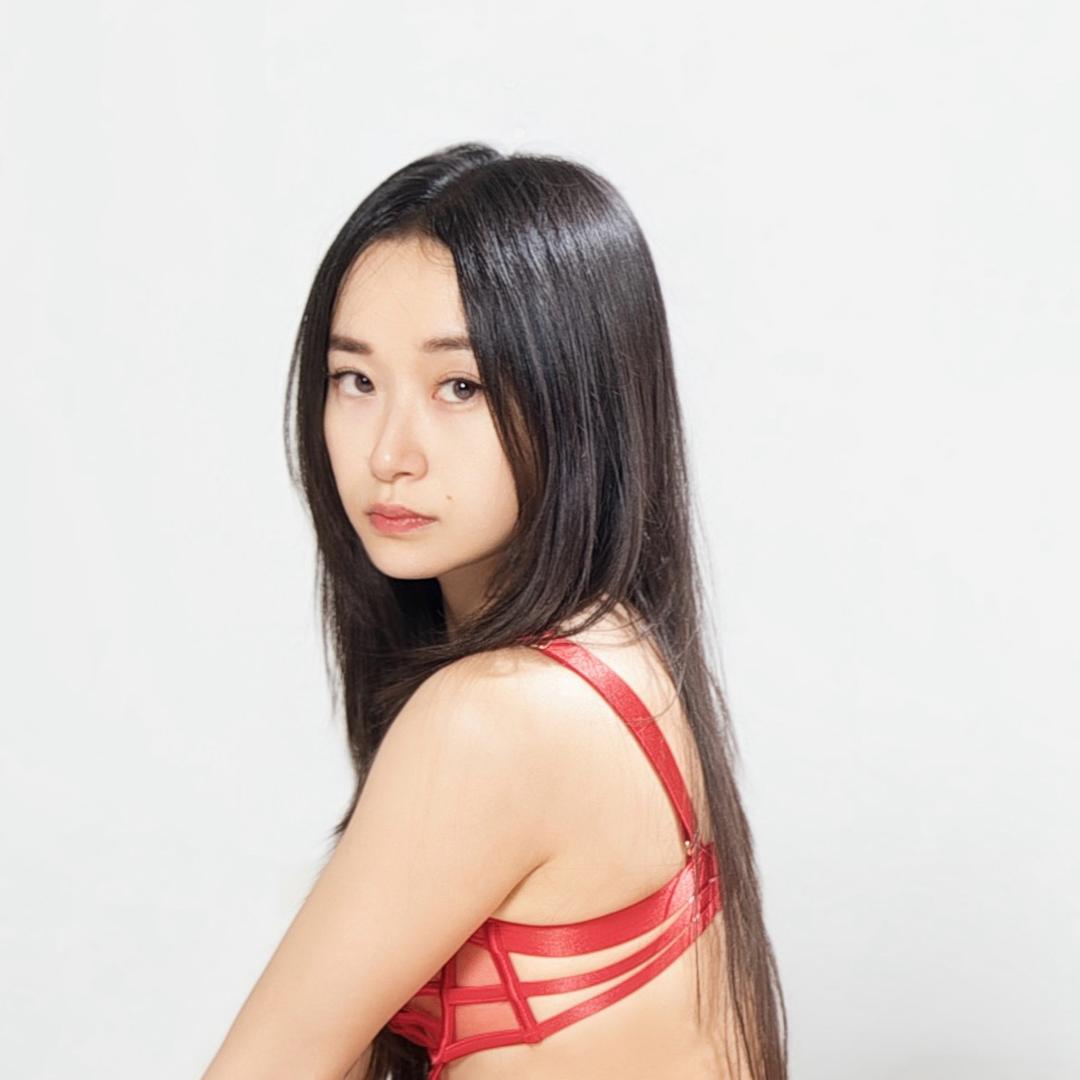 露娜.pole