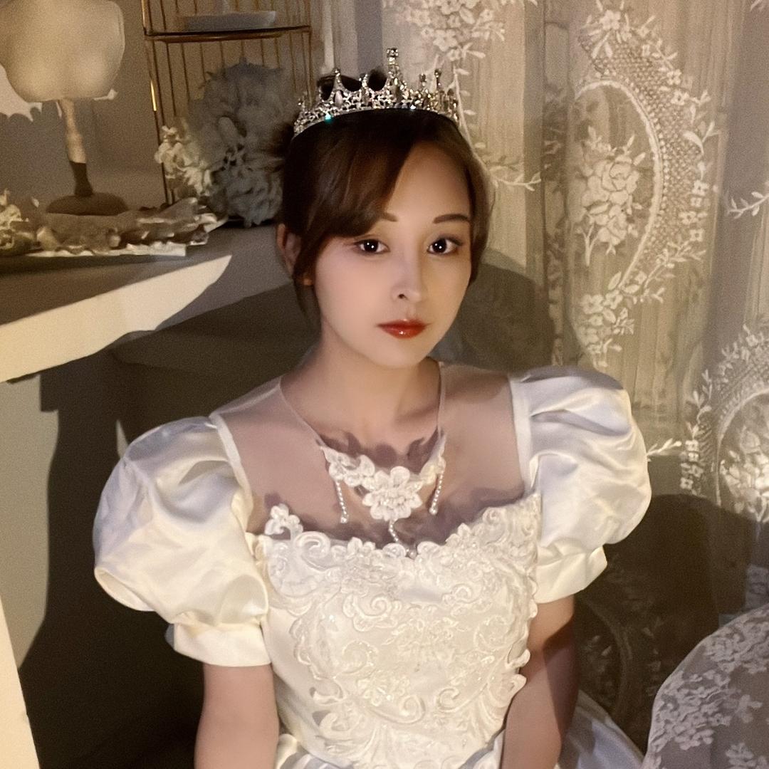 小小琪-