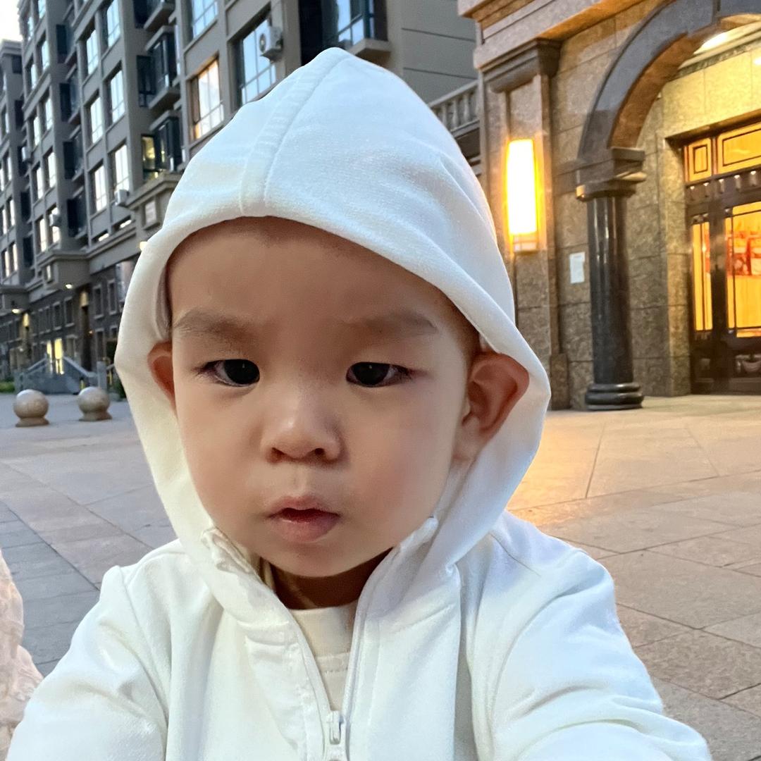 小王。。