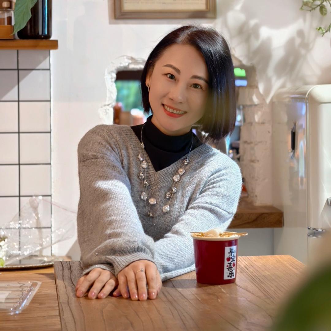 Tina 张婷