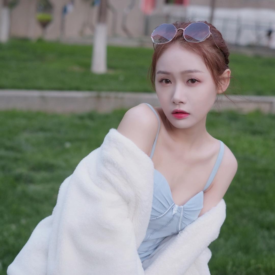 一坨快跑Bella