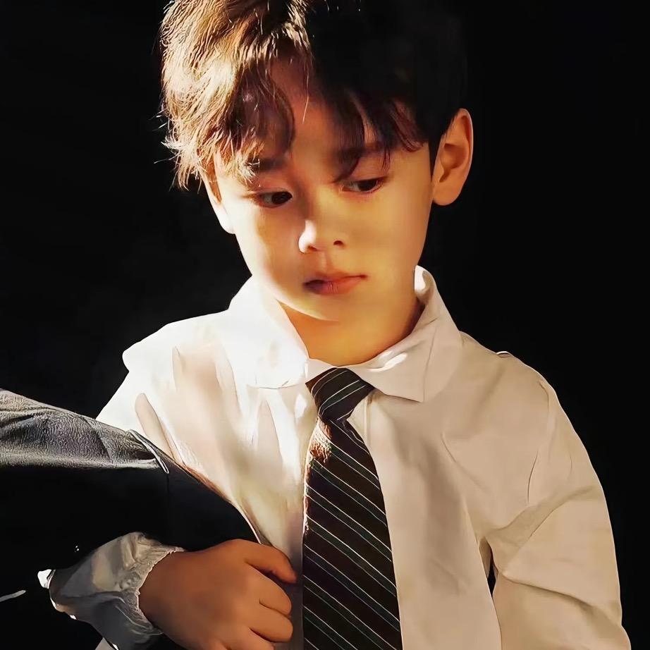 A༊྄ཻ老飞.࿐