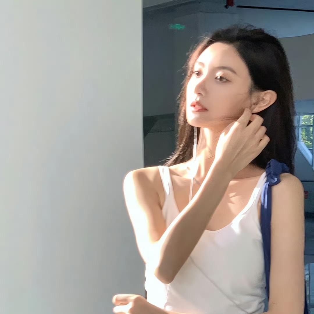 今晚早点睡.