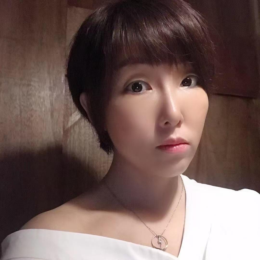 爱依可🎤(11:10开播)