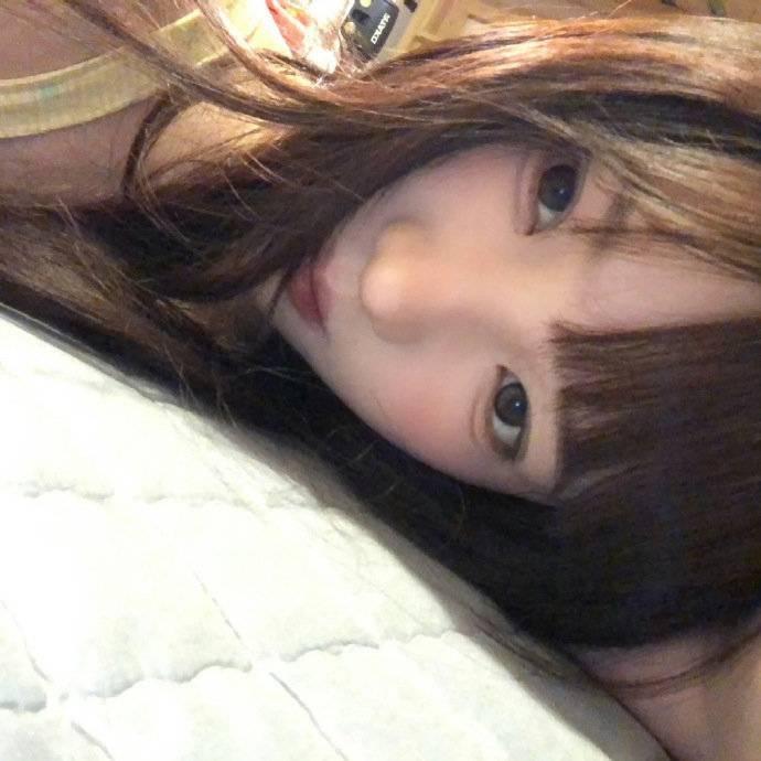 方茴.