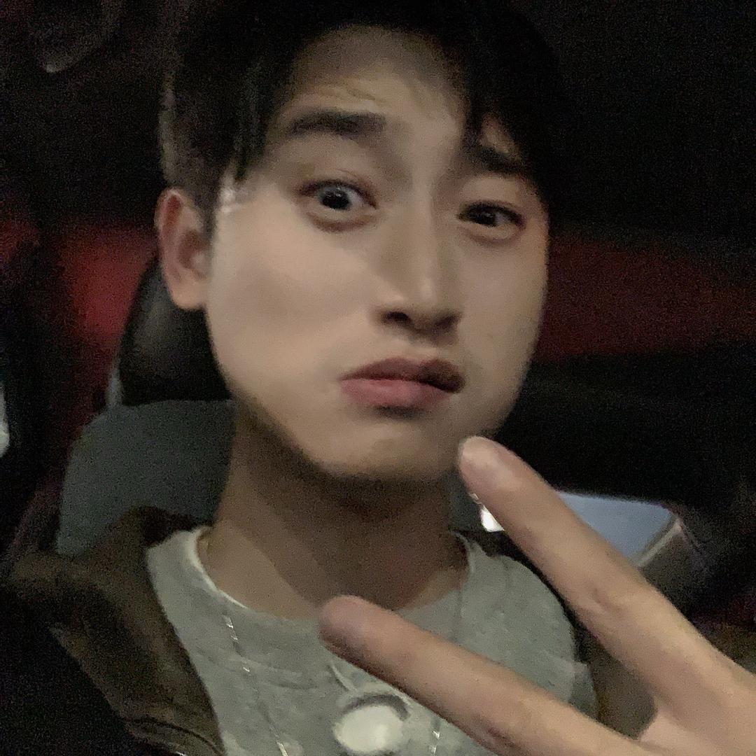 姚公子和他的肌肉车