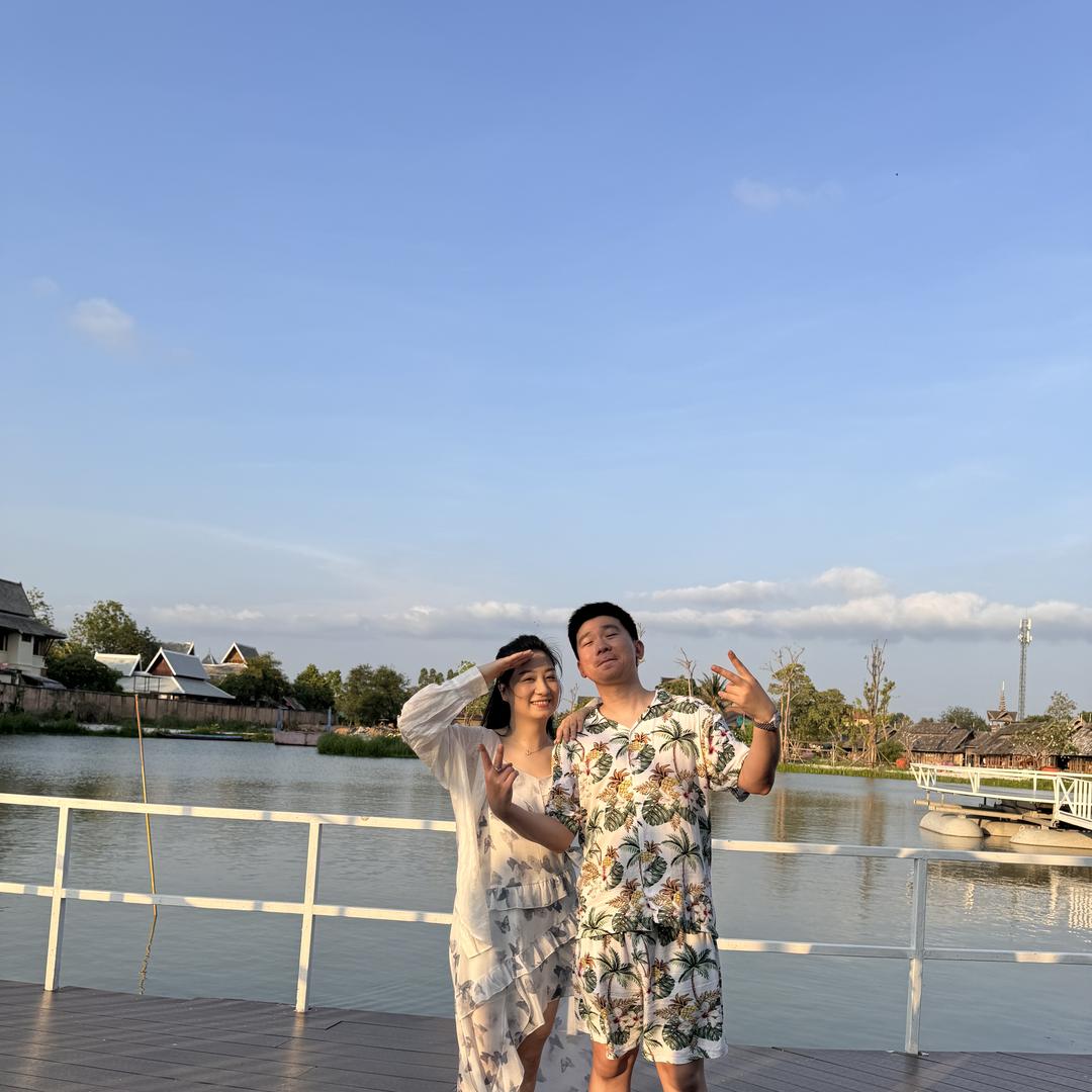 年年滋补 东霞夫妇