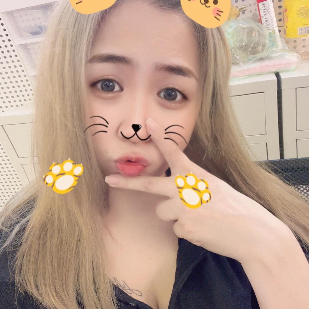 💋成只笨啦啦甘🙈头像