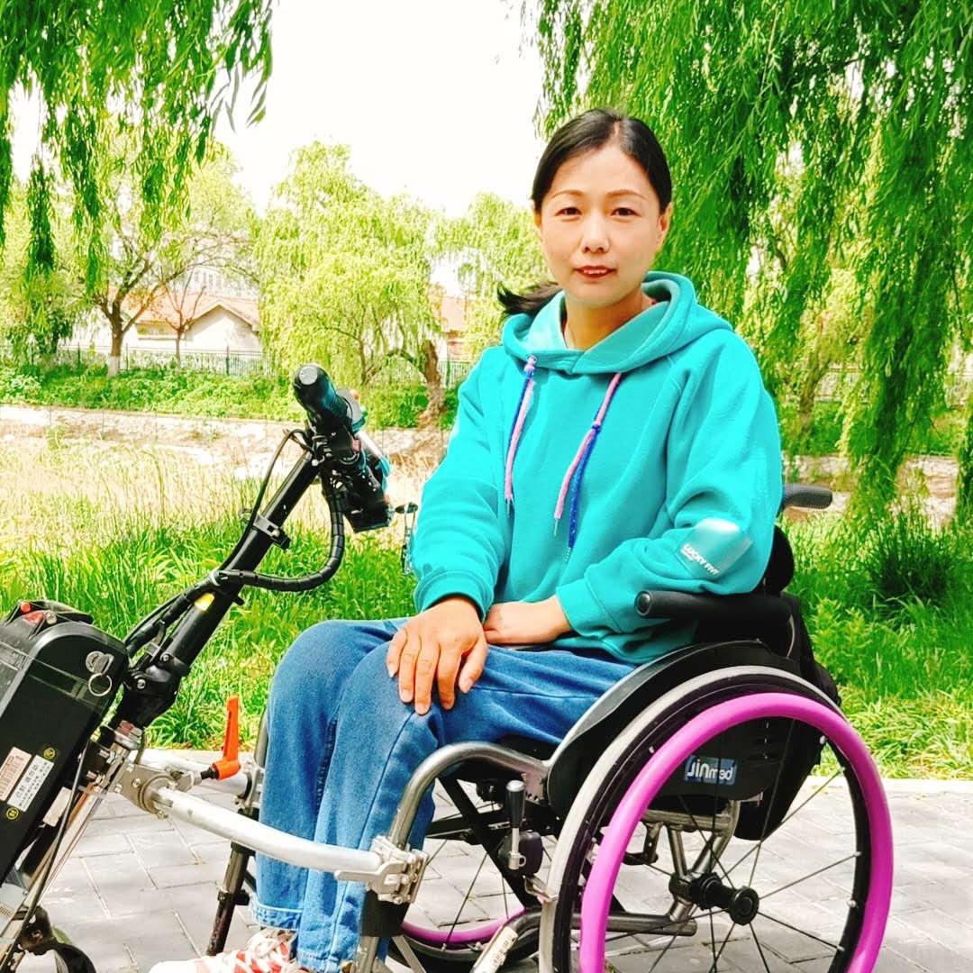 轮椅红姐