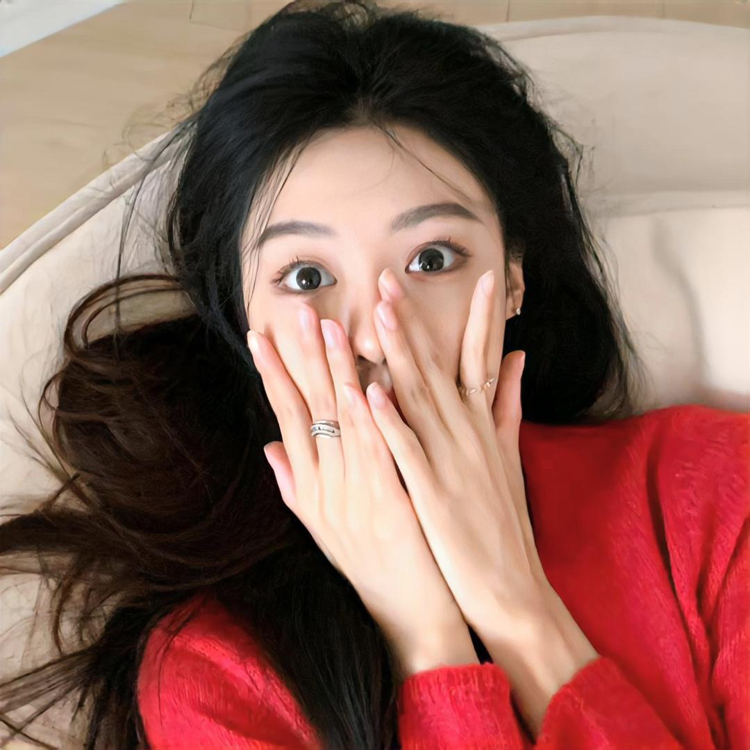 卉子 ゛