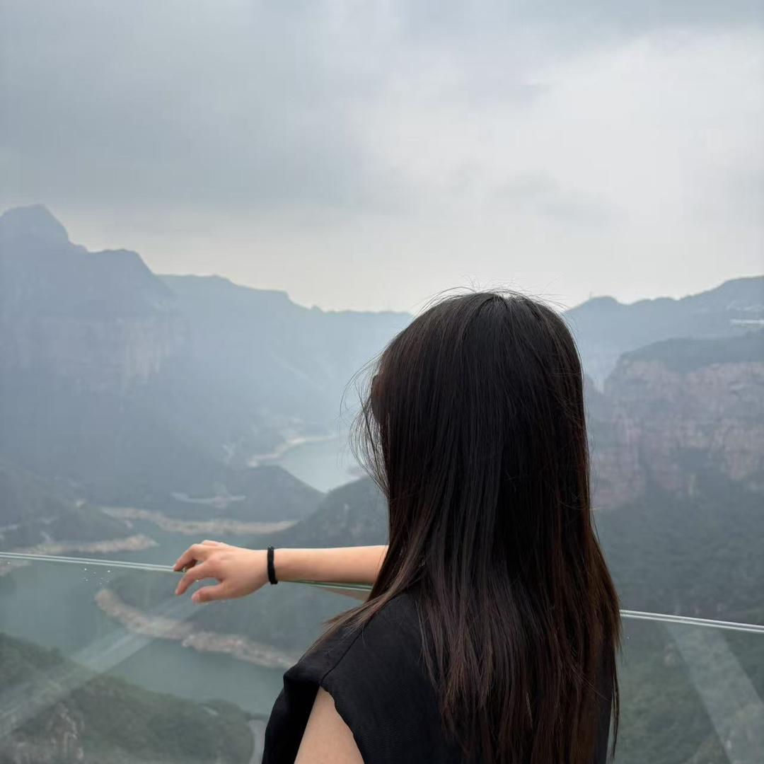 @向日葵🌻的微笑@