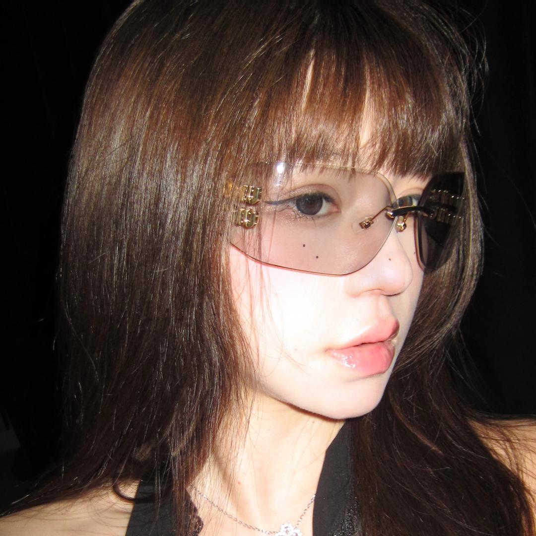 LIZY栗子