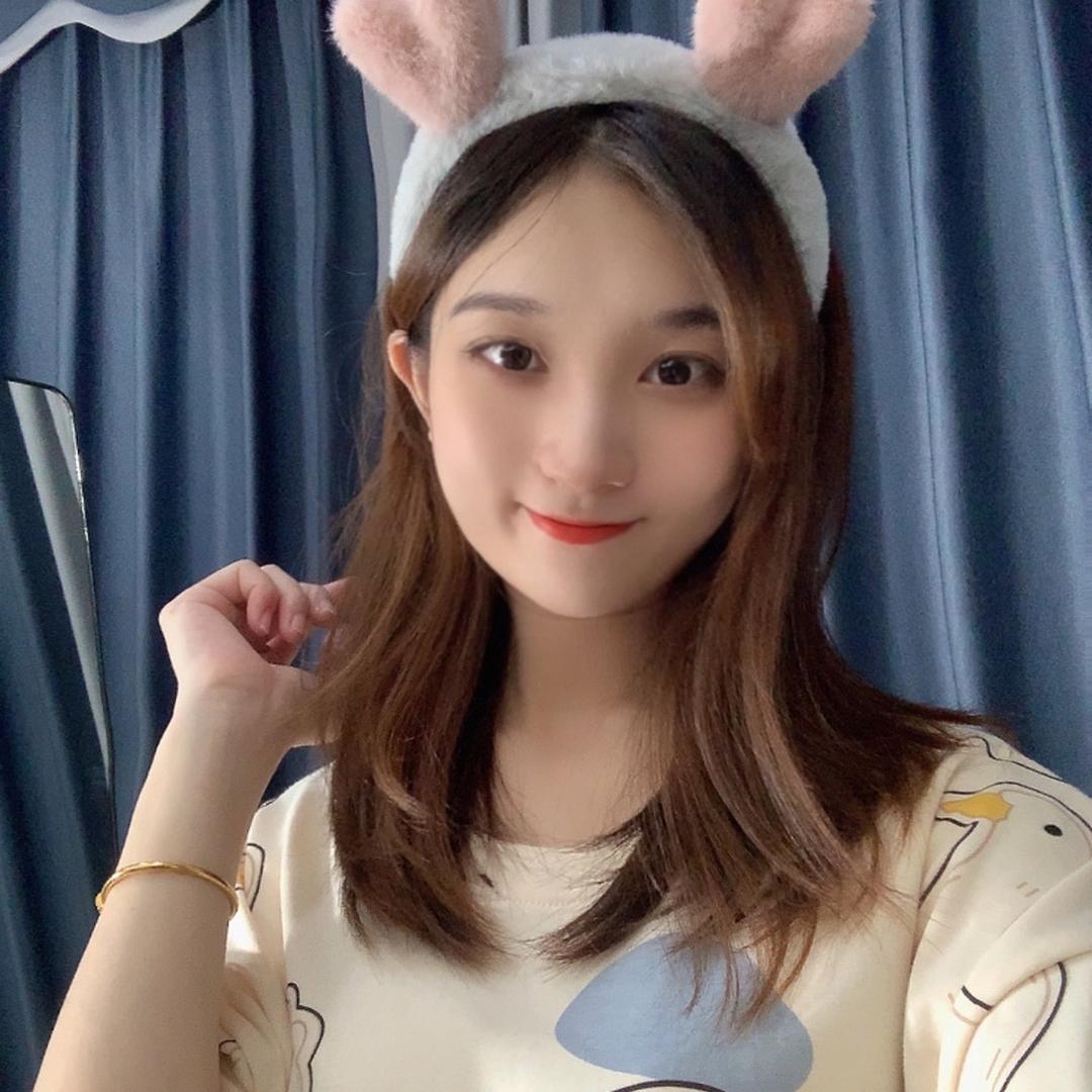 伊梦琪睡衣优选