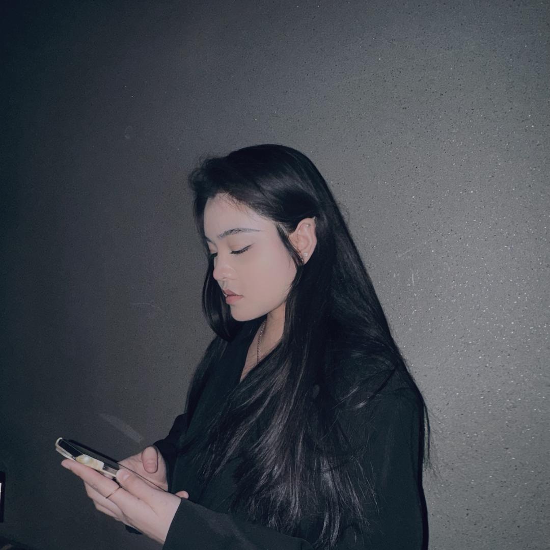 Nuyoah.M