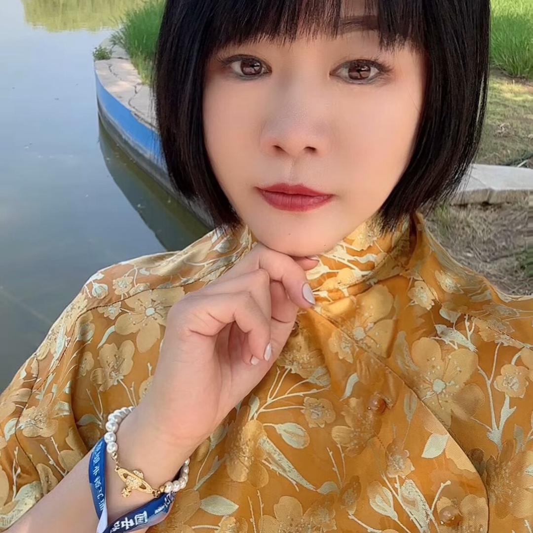 渝五爷老板娘日常